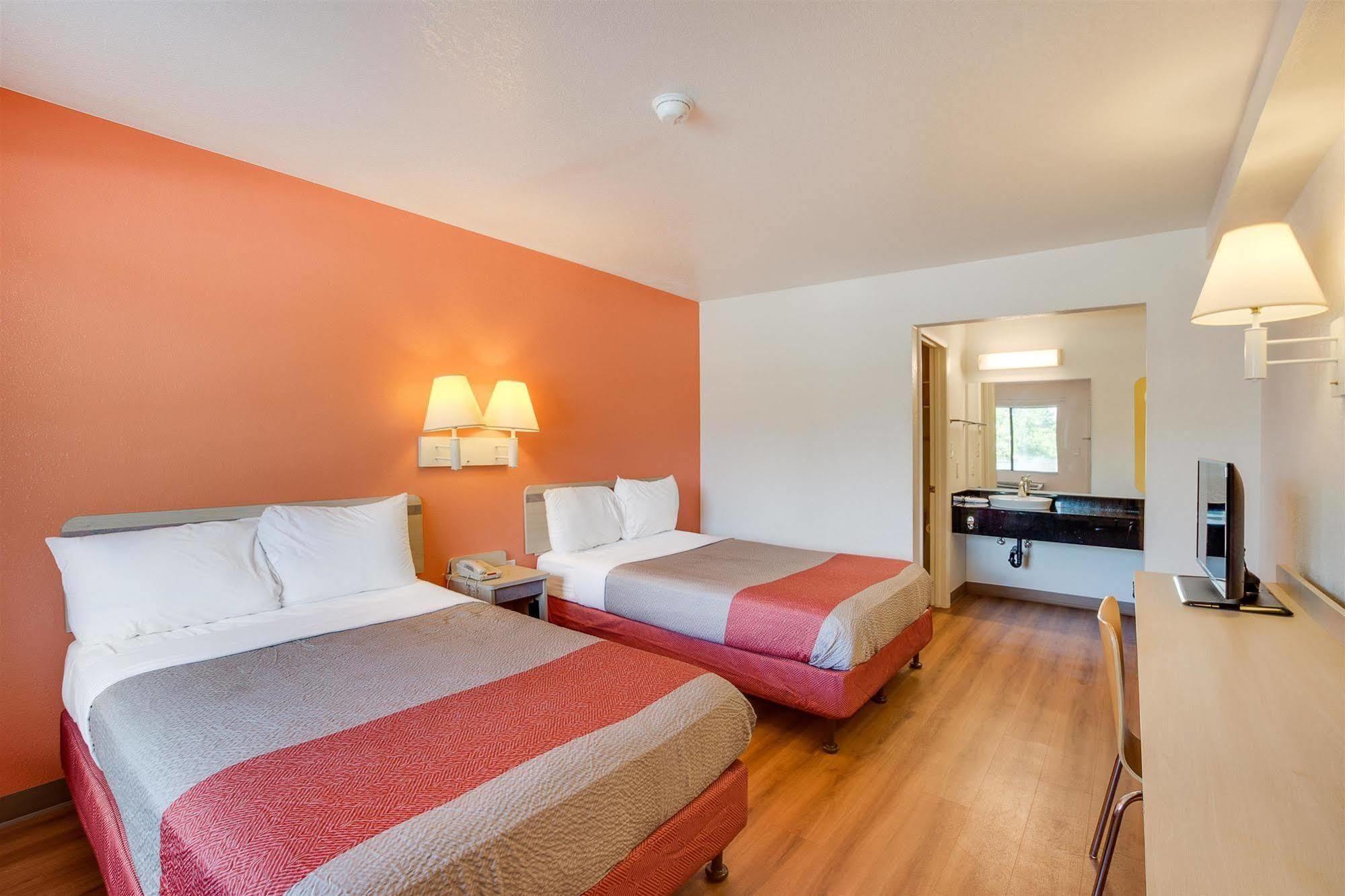 Motel 6-Columbia, Sc - West 외부 사진